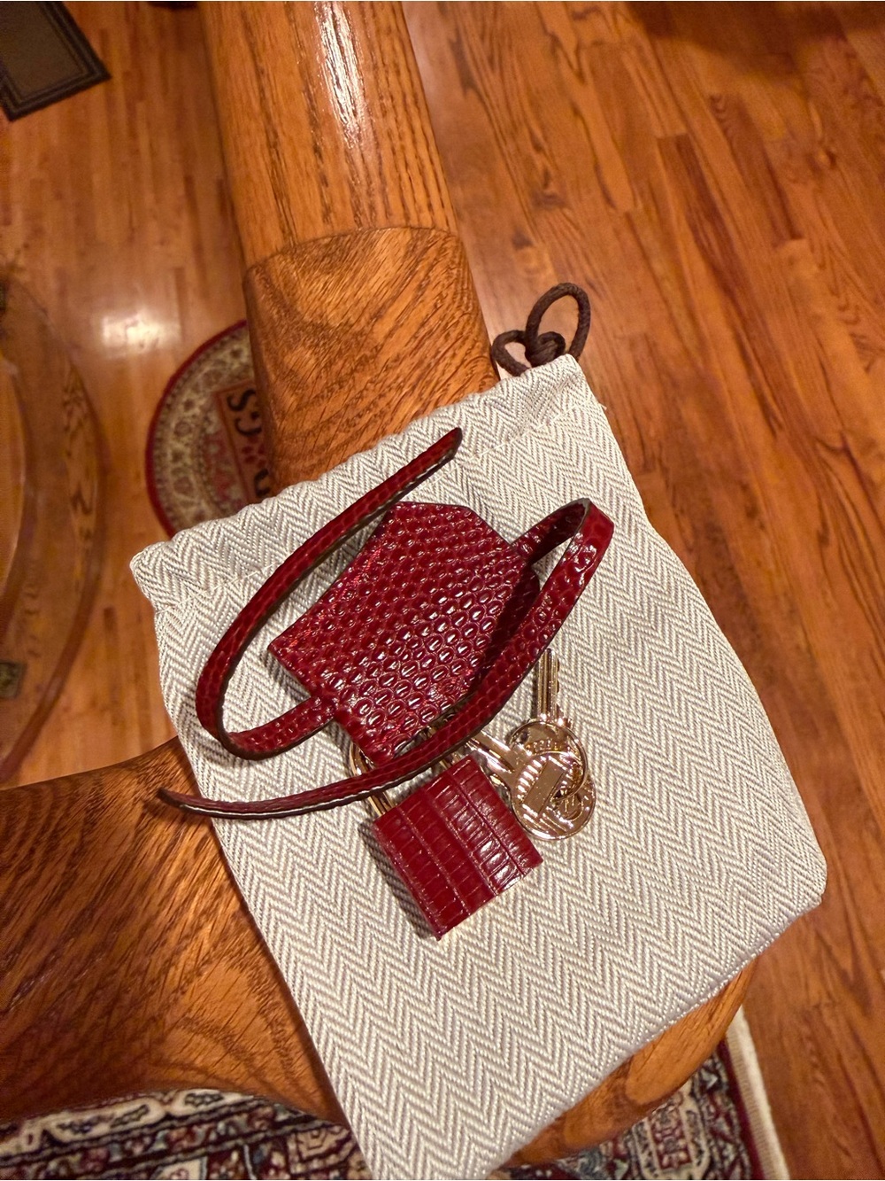 Elegant Embossed Lizard Rouge H Top-Handle Bag with Scarf Accent with ghw 30CM - Picture 7 of 9